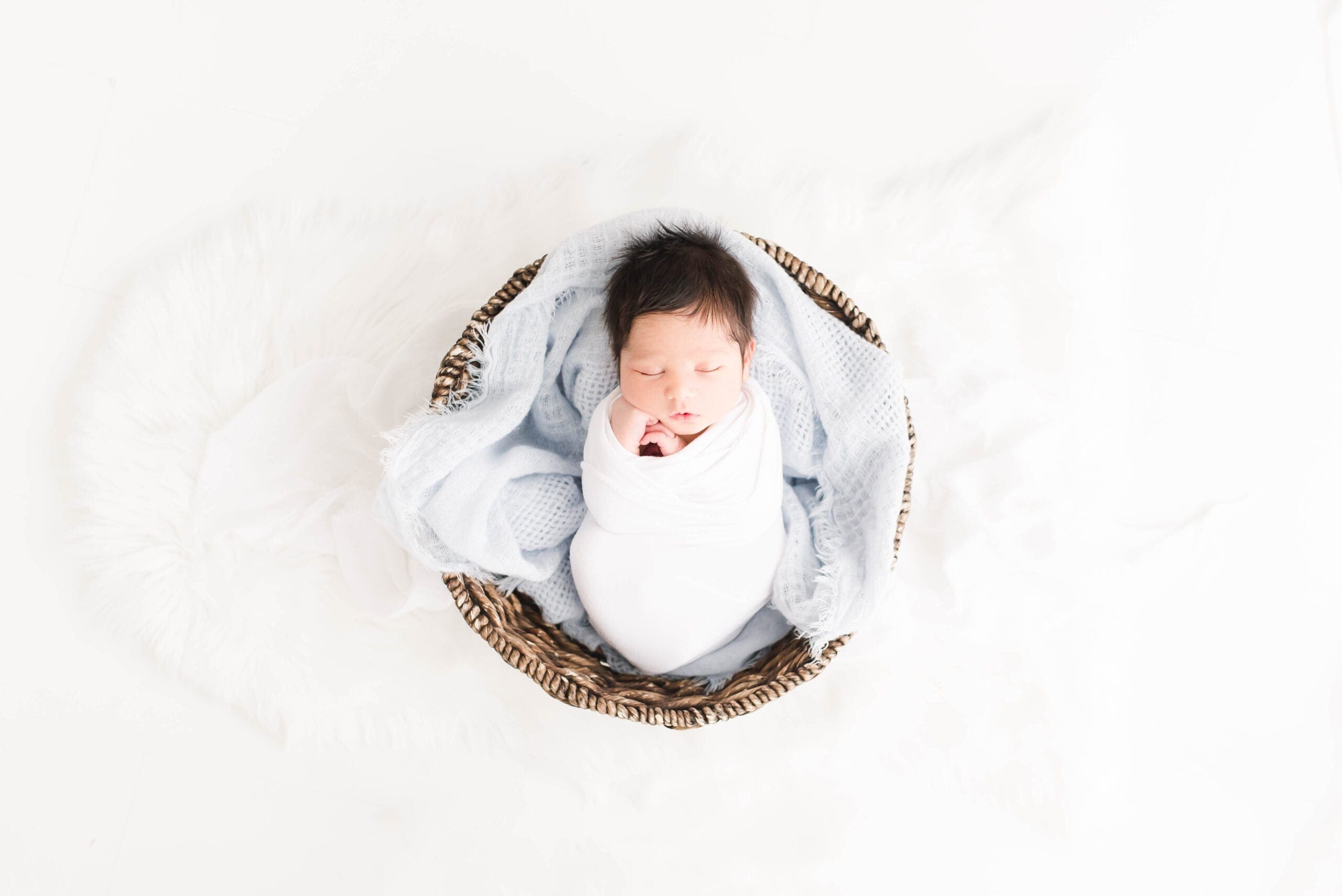 Light and Airy Newborn Session | Tampa Newborn Photographer