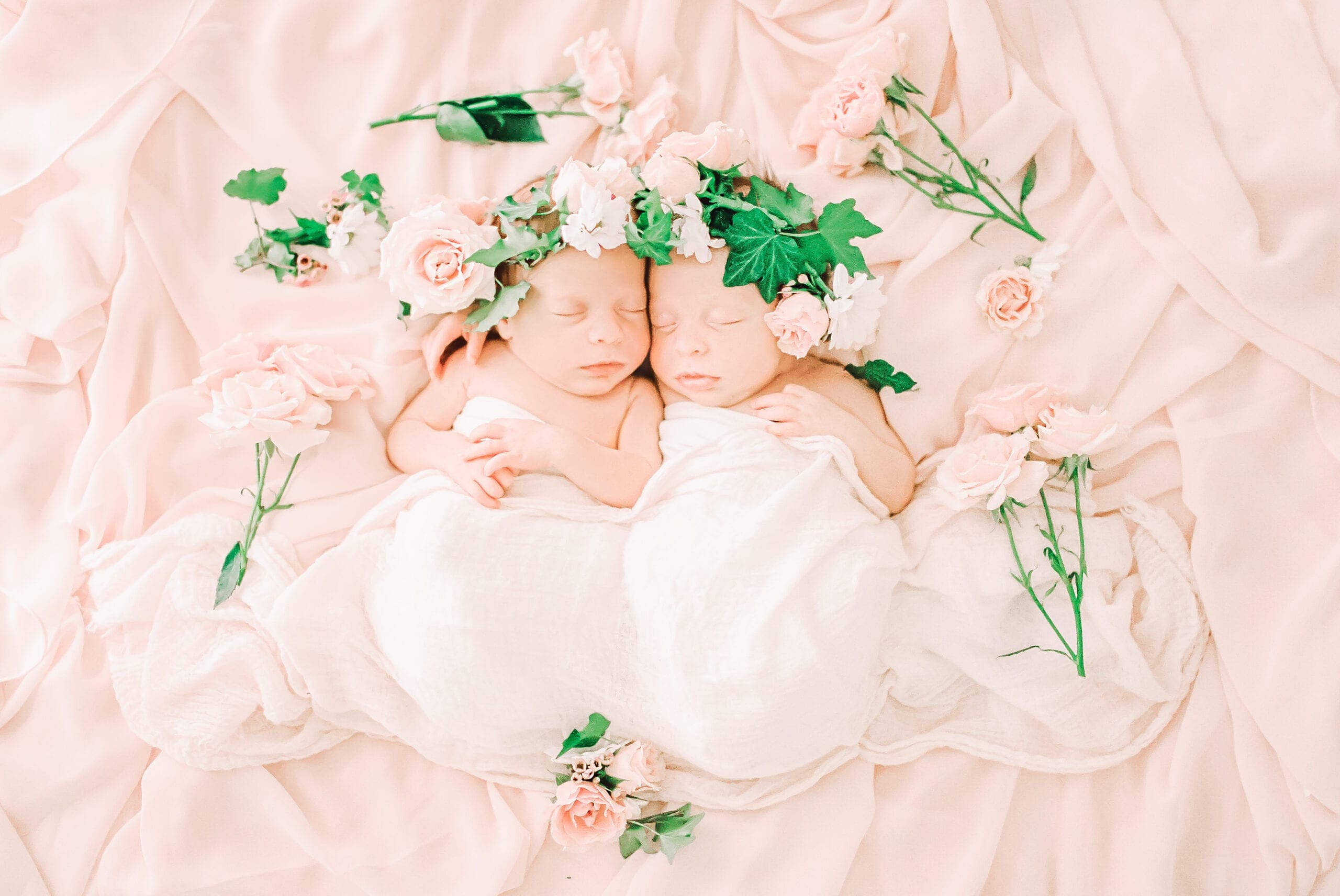 Lydia and Lena | Twin Newborn Photography