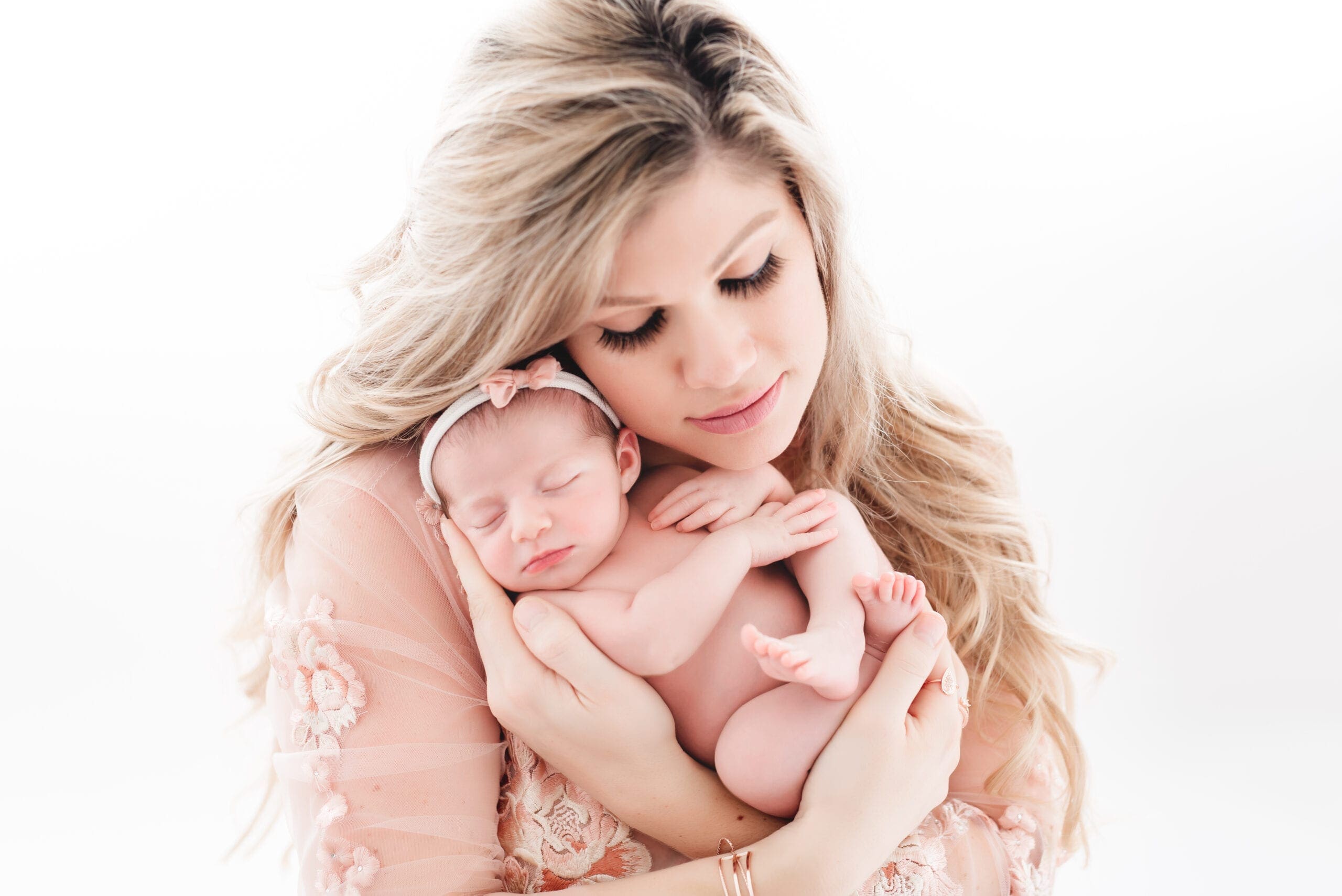 Super Sweet Newborn Session | Baby Girl