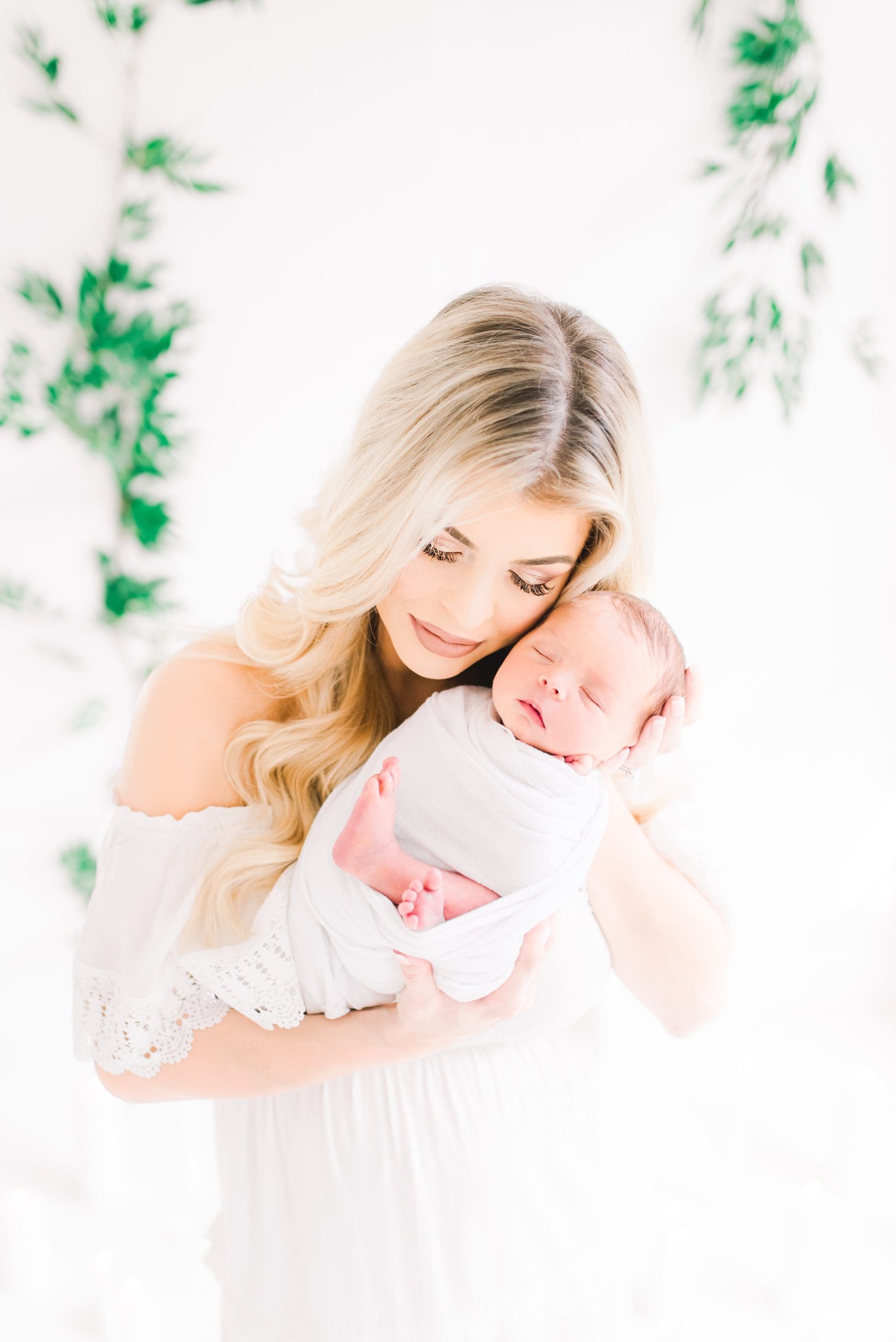 whimsical and Fresh | Tampa Newborn Session